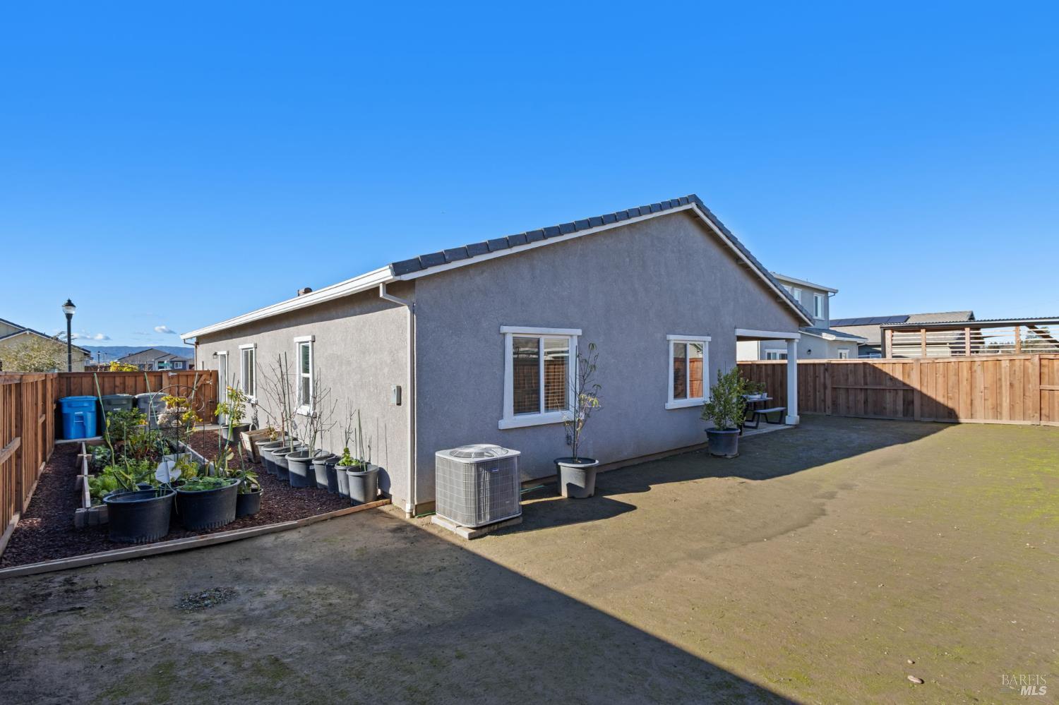 Detail Gallery Image 39 of 52 For 525 Fruit Tree Rd, Dixon,  CA 95620 - 3 Beds | 2 Baths