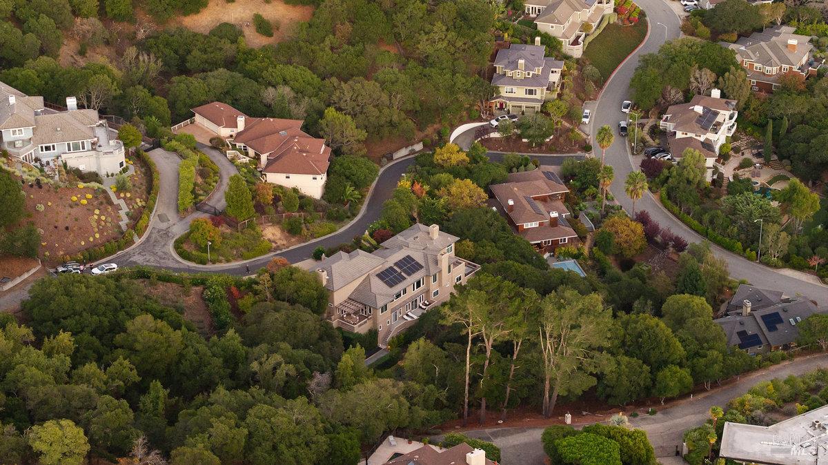 Detail Gallery Image 7 of 32 For 11 Loch Haven Ct, San Rafael,  CA 94901 - 5 Beds | 4/1 Baths