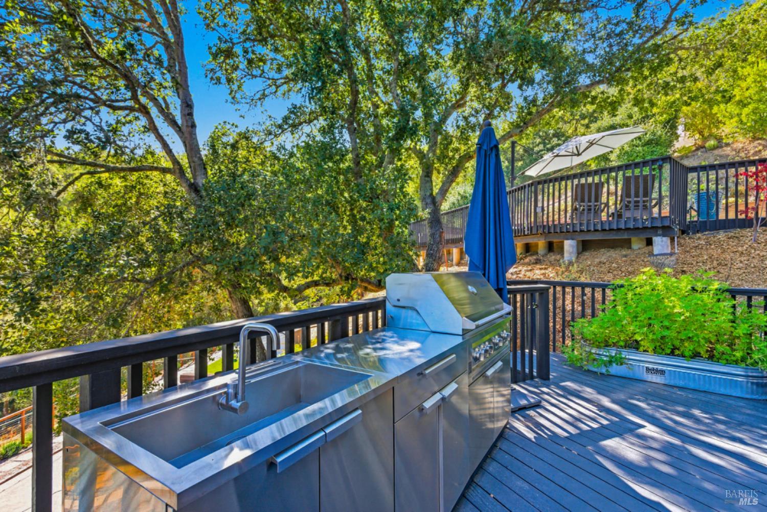 Detail Gallery Image 31 of 78 For 80 Pinto Ln, Novato,  CA 94947 - 4 Beds | 2/1 Baths