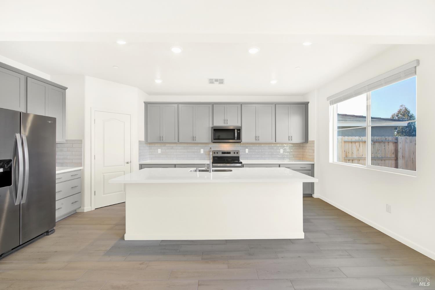 Detail Gallery Image 30 of 89 For 4107 Markovich Ct, San Pablo,  CA 94806 - 4 Beds | 3 Baths