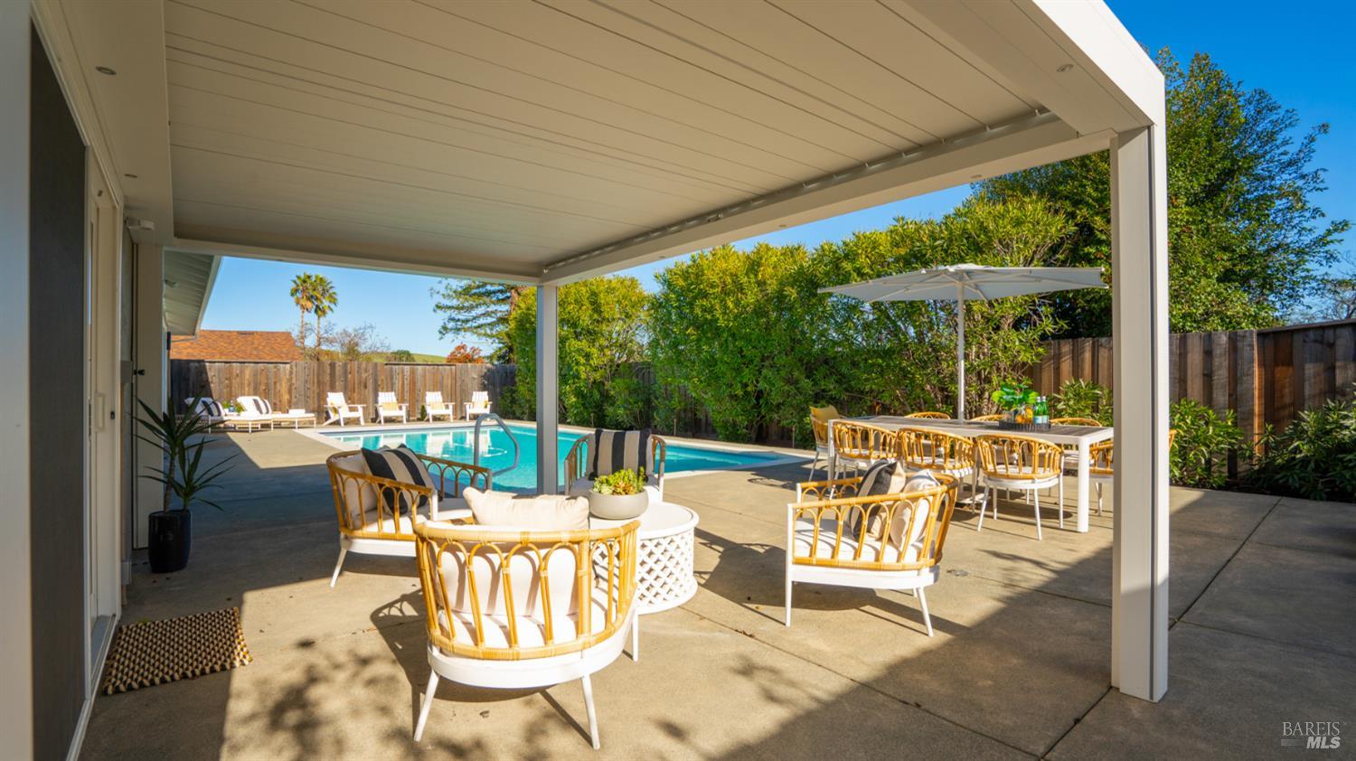 Detail Gallery Image 38 of 47 For 739 Tamarack Dr, San Rafael,  CA 94903 - 3 Beds | 2 Baths