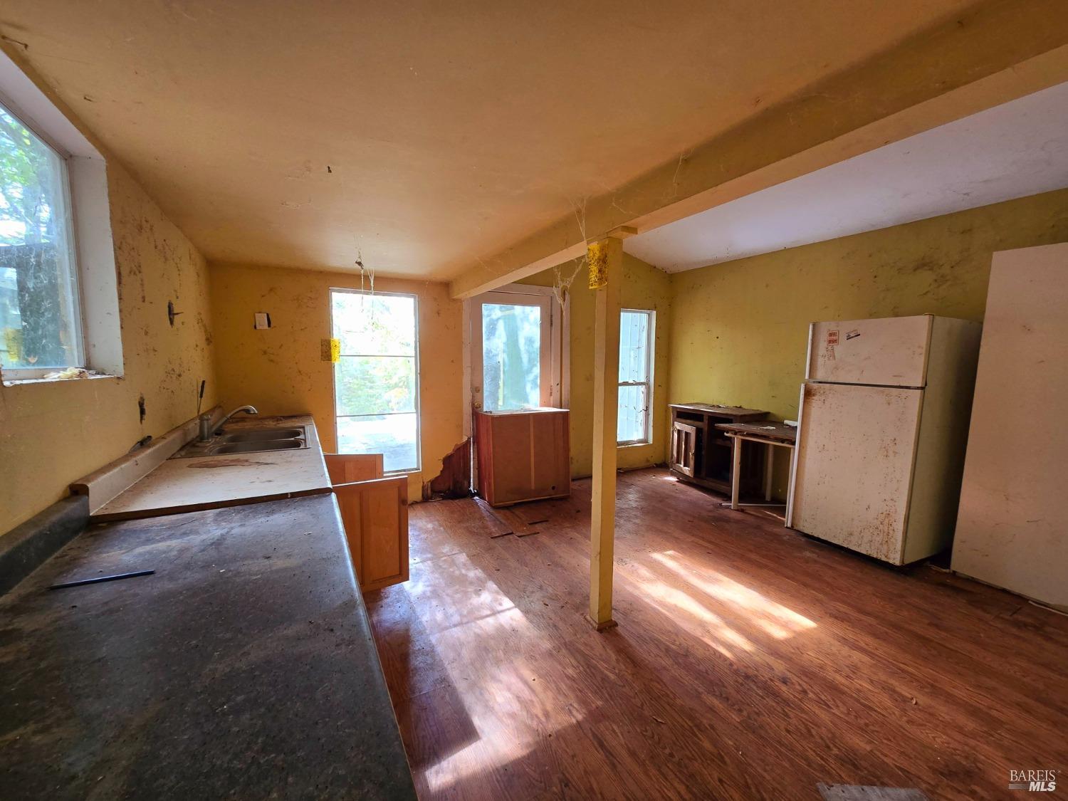 Detail Gallery Image 18 of 34 For 32120 Shimmins Ridge Rd, Willits,  CA 95490 - – Beds | – Baths