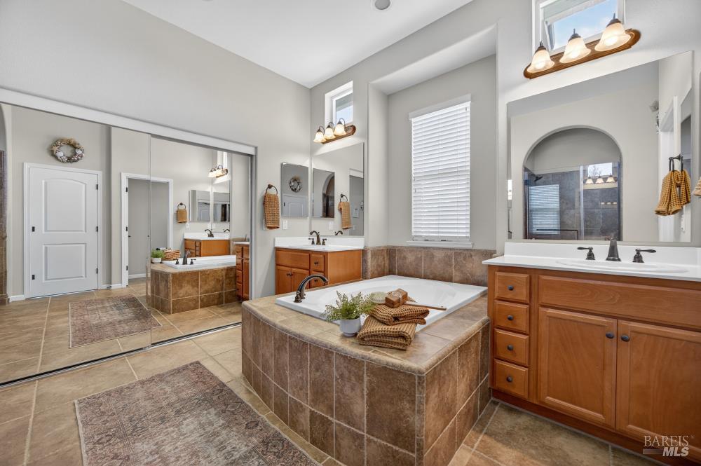 Detail Gallery Image 19 of 35 For 301 Three Rivers Way, Rio Vista,  CA 94571 - 2 Beds | 2/1 Baths