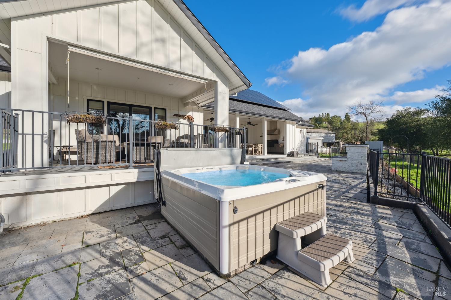 Detail Gallery Image 15 of 71 For 1840 Riebli Rd, Santa Rosa,  CA 95404 - 6 Beds | 5/2 Baths