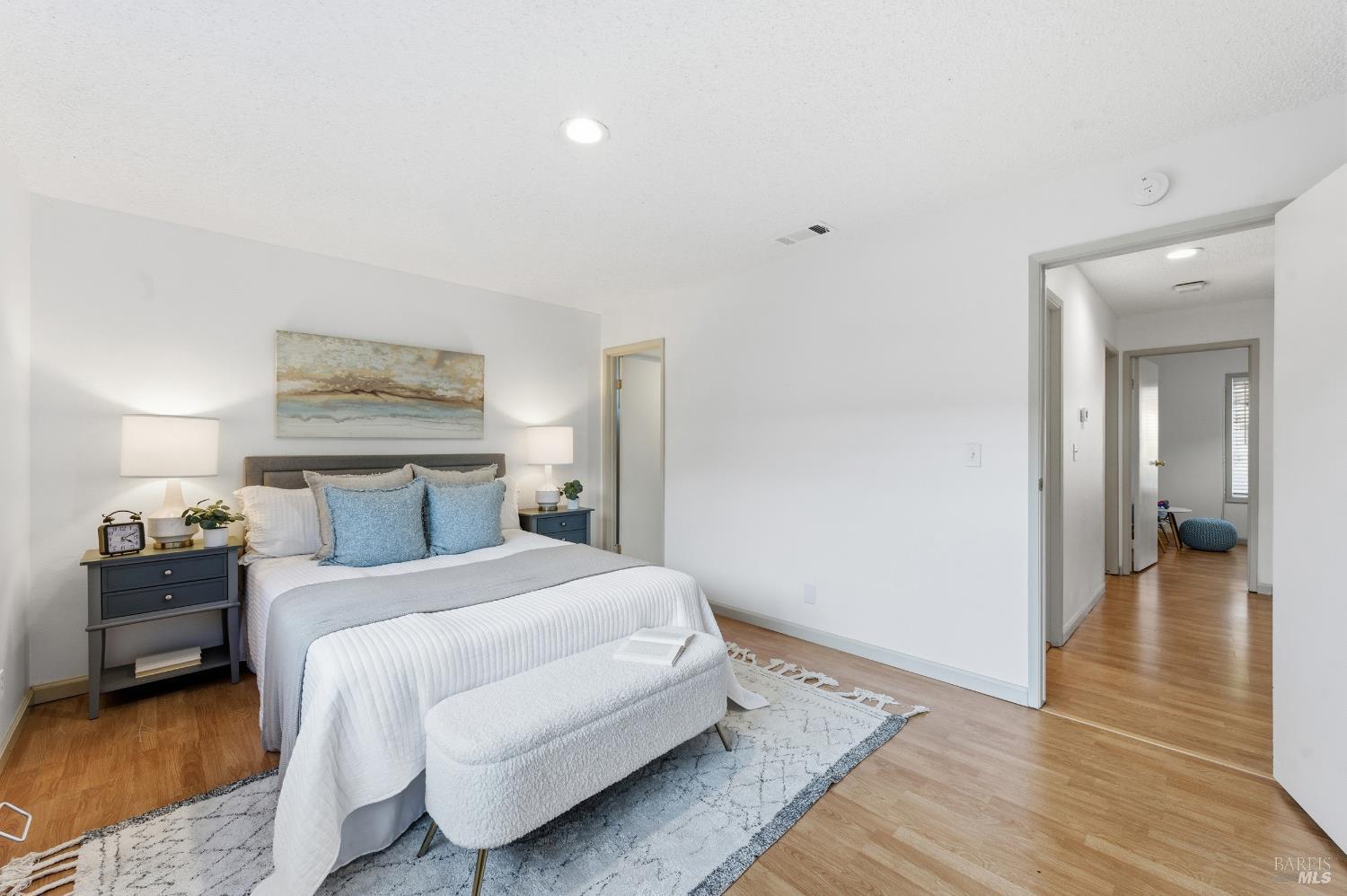 Detail Gallery Image 20 of 38 For 200 Evelyn Cir, Vallejo,  CA 94589 - 3 Beds | 2 Baths