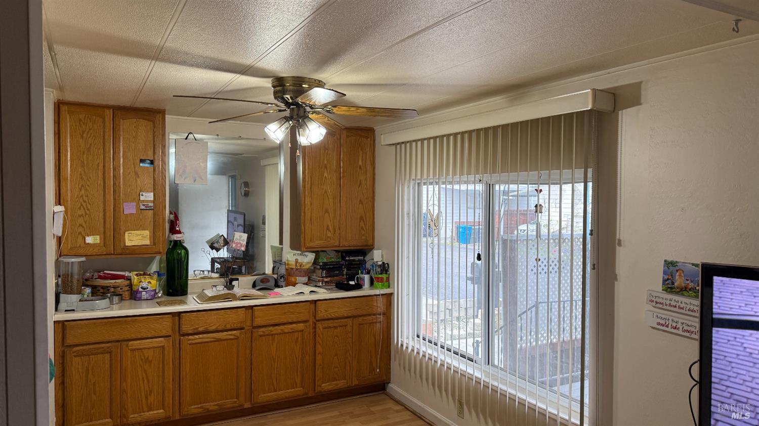 Detail Gallery Image 5 of 10 For 110 San Miguel Rd, Vallejo,  CA 94590 - 3 Beds | 2 Baths