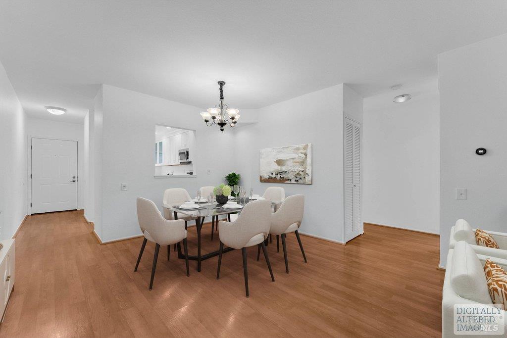 Detail Gallery Image 14 of 58 For 135 Koch Rd, Corte Madera,  CA 94925 - 2 Beds | 2 Baths