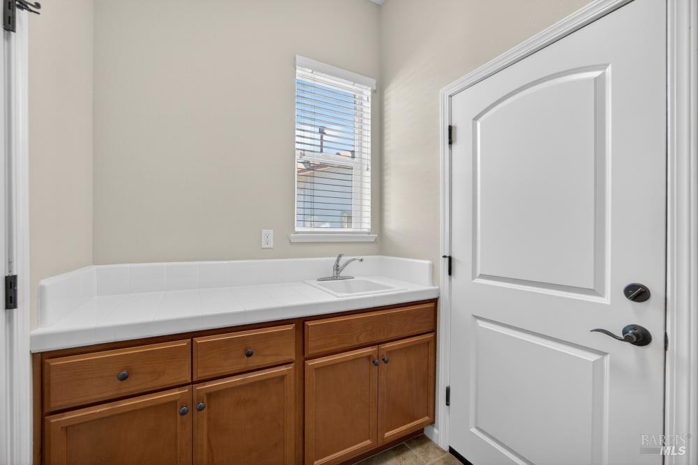 Detail Gallery Image 28 of 35 For 301 Three Rivers Way, Rio Vista,  CA 94571 - 2 Beds | 2/1 Baths