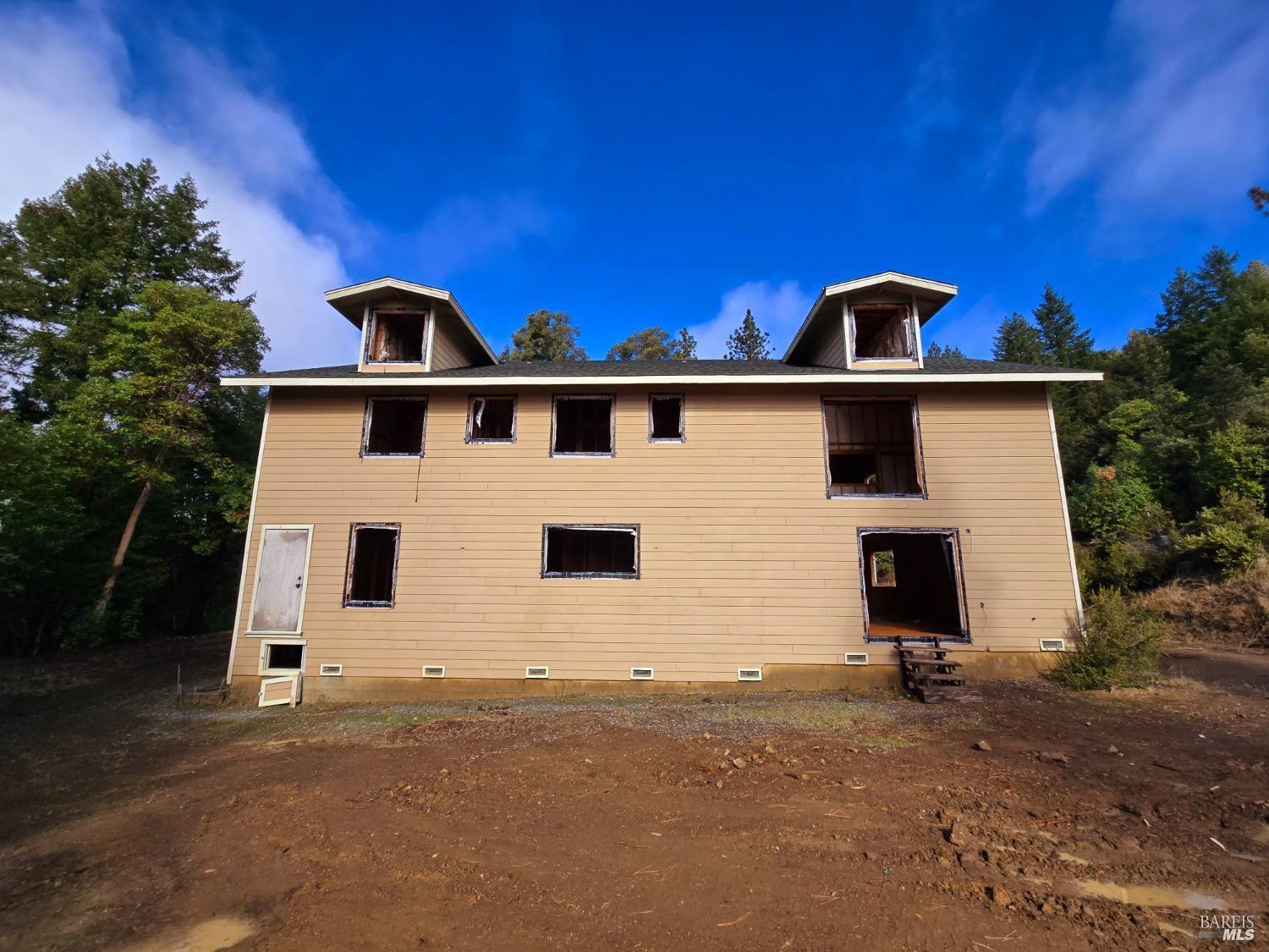 Detail Gallery Image 6 of 34 For 32120 Shimmins Ridge Rd, Willits,  CA 95490 - – Beds | – Baths