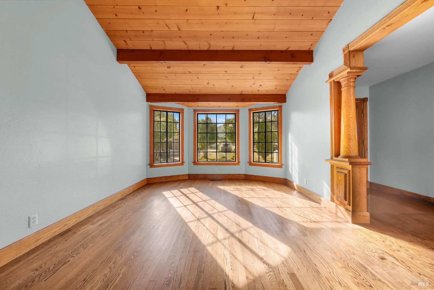 Detail Gallery Image 8 of 51 For 32 Jefferson Ave, San Rafael,  CA 94903 - 2 Beds | 1 Baths