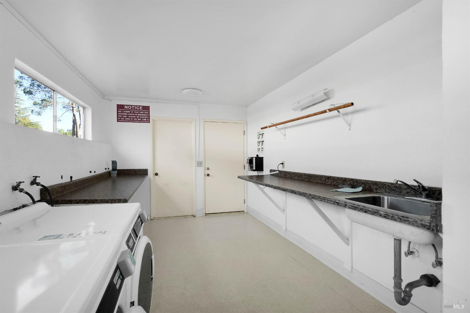 Detail Gallery Image 44 of 50 For 900 Southampton Rd #24,  Benicia,  CA 94510 - 3 Beds | 1/1 Baths