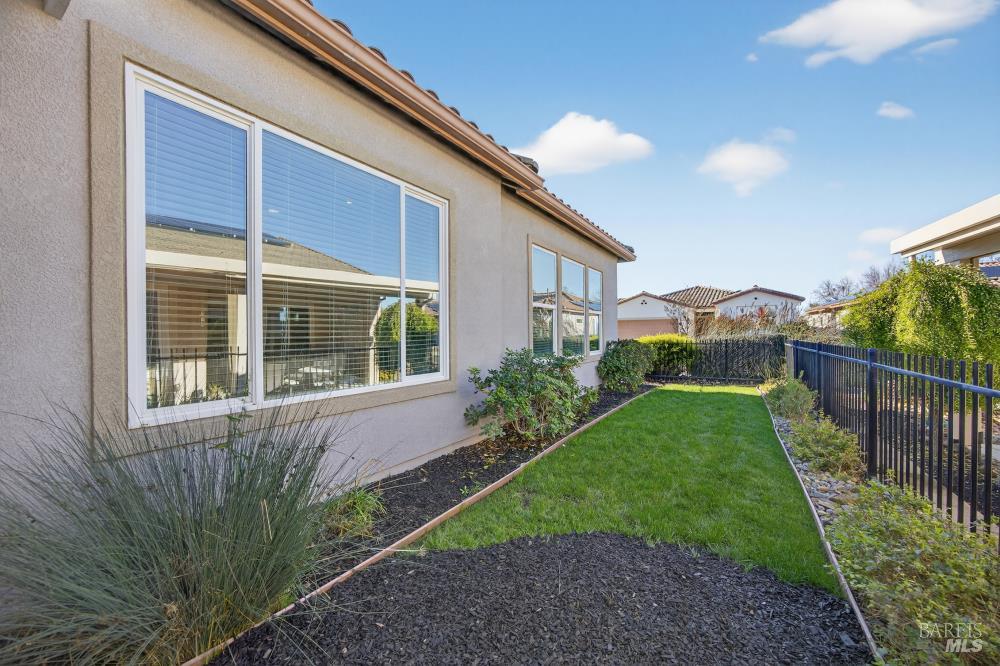 Detail Gallery Image 32 of 35 For 301 Three Rivers Way, Rio Vista,  CA 94571 - 2 Beds | 2/1 Baths