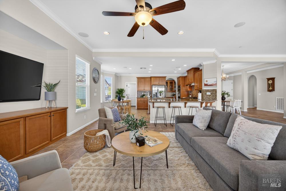 Detail Gallery Image 8 of 35 For 301 Three Rivers Way, Rio Vista,  CA 94571 - 2 Beds | 2/1 Baths