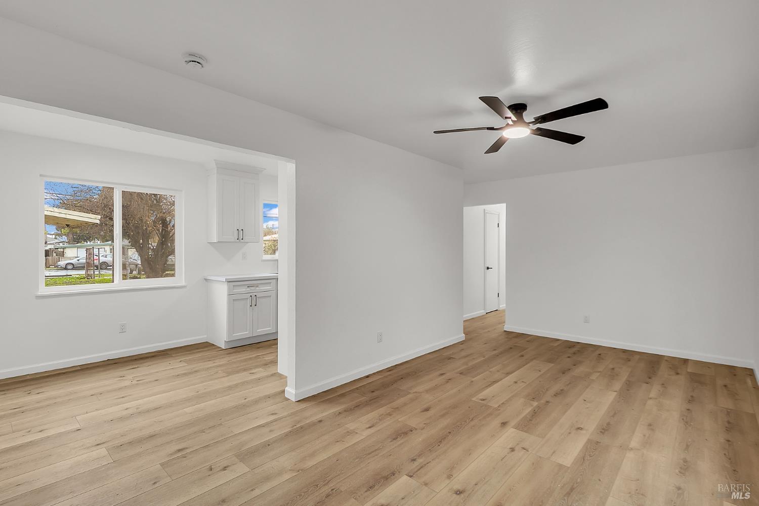 Detail Gallery Image 5 of 21 For 1517 2nd St, Richmond,  CA 94801 - 3 Beds | 1 Baths