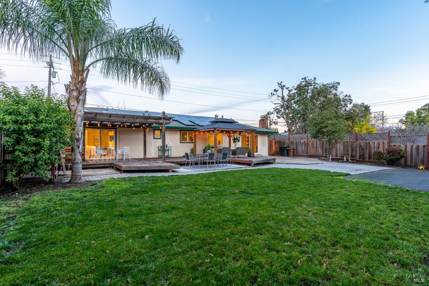 Detail Gallery Image 38 of 66 For 935 Mohr Ln, Concord,  CA 94518 - 3 Beds | 2 Baths