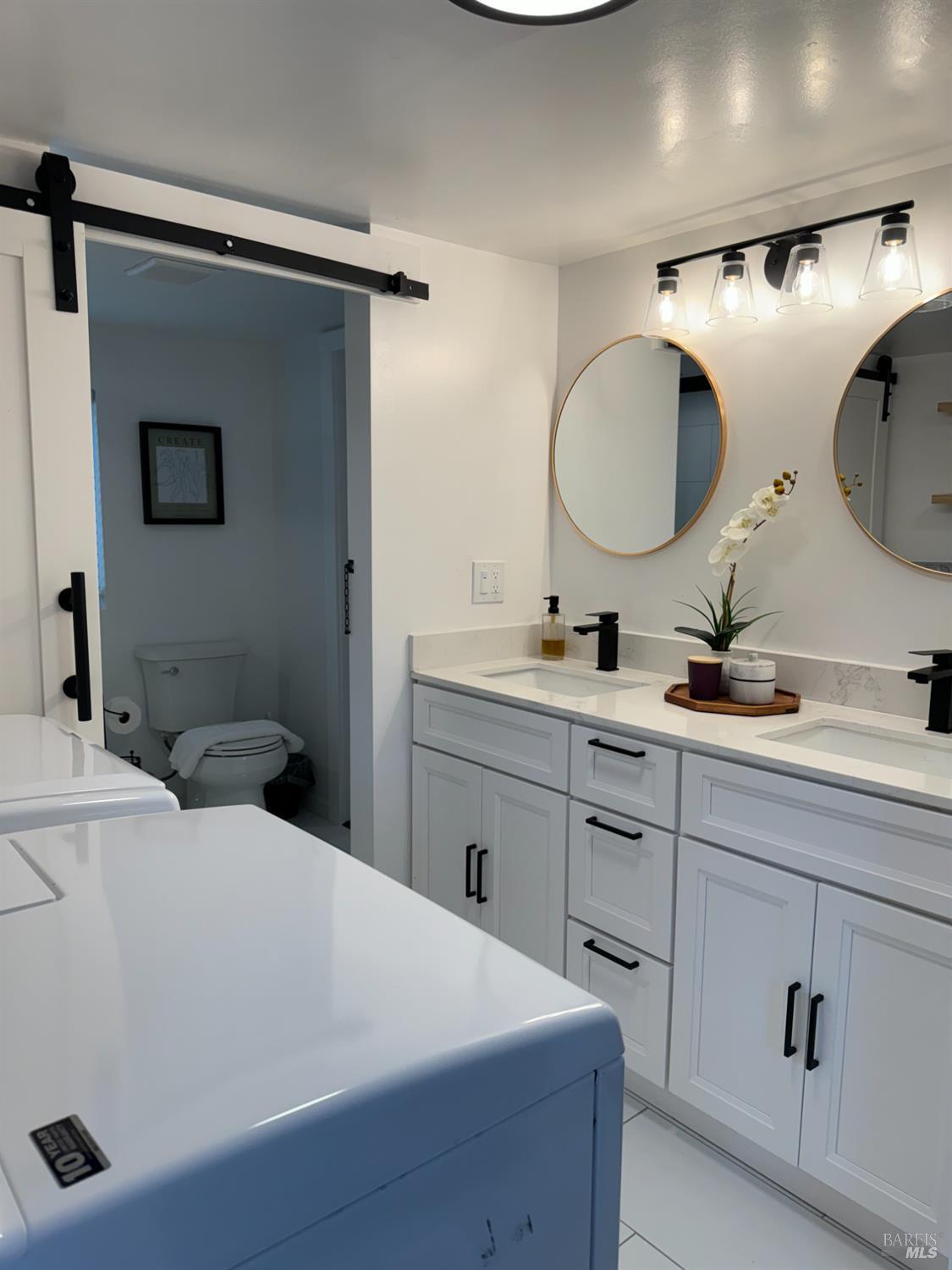 Detail Gallery Image 8 of 11 For 674 Willow Ave, Ukiah,  CA 95482 - 3 Beds | 2 Baths