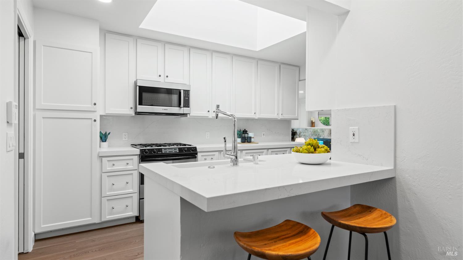 Detail Gallery Image 23 of 47 For 739 Tamarack Dr, San Rafael,  CA 94903 - 3 Beds | 2 Baths