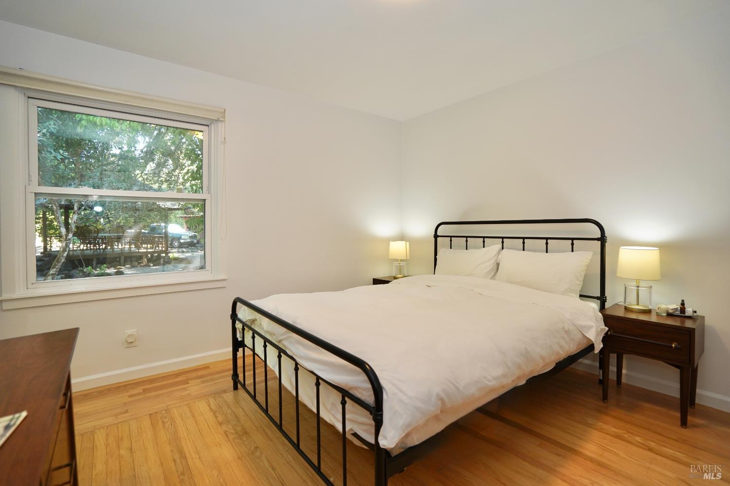 Detail Gallery Image 28 of 72 For 109 Glass Mountain Ln, Saint Helena,  CA 94574 - 3 Beds | 2/1 Baths