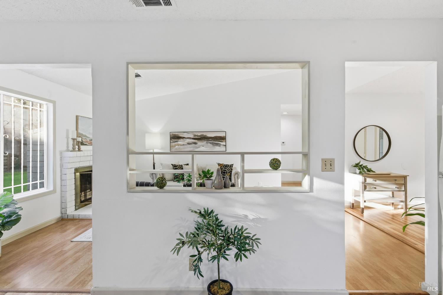 Detail Gallery Image 17 of 38 For 200 Evelyn Cir, Vallejo,  CA 94589 - 3 Beds | 2 Baths