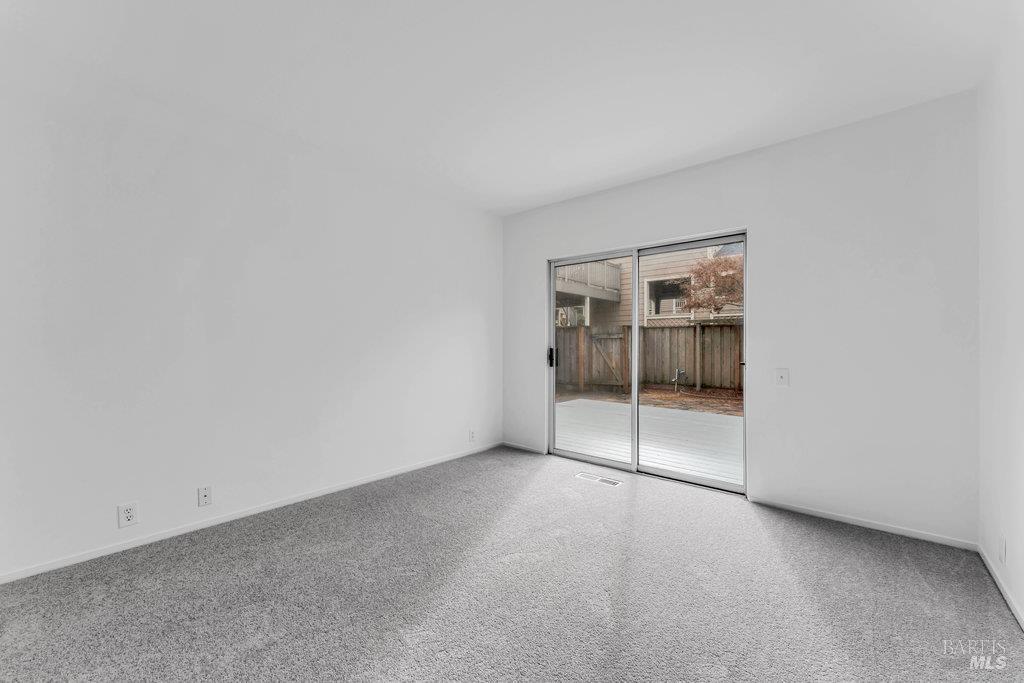 Detail Gallery Image 41 of 58 For 135 Koch Rd, Corte Madera,  CA 94925 - 2 Beds | 2 Baths