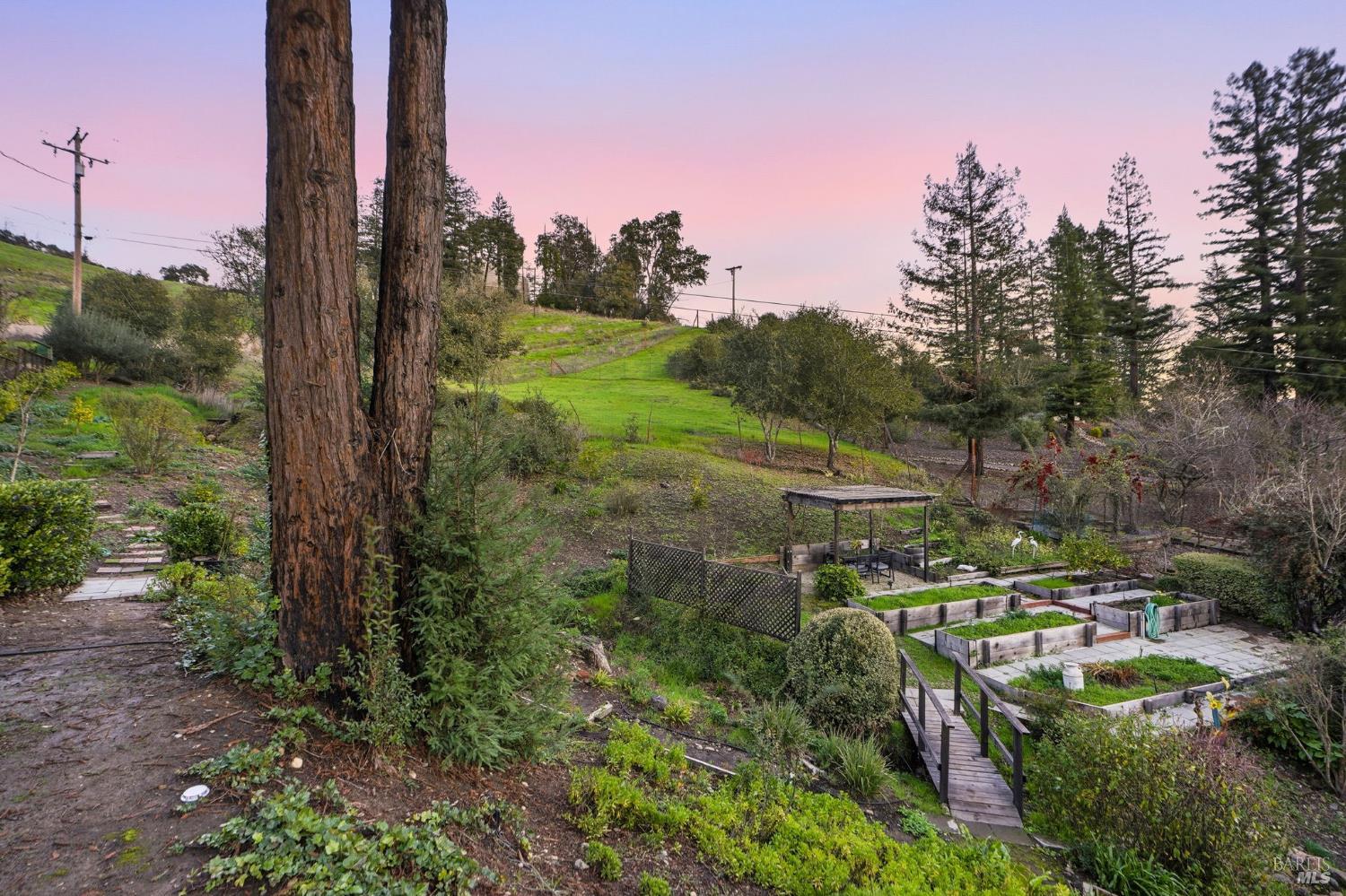 Detail Gallery Image 61 of 68 For 1814 Saint Francis Rd, Santa Rosa,  CA 95409 - 3 Beds | 2 Baths