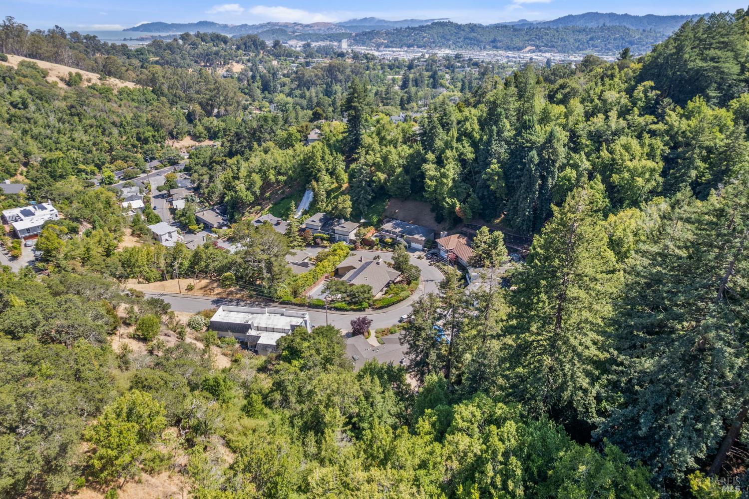 Detail Gallery Image 36 of 37 For 71 Convent Ct, San Rafael,  CA 94901 - 3 Beds | 2 Baths