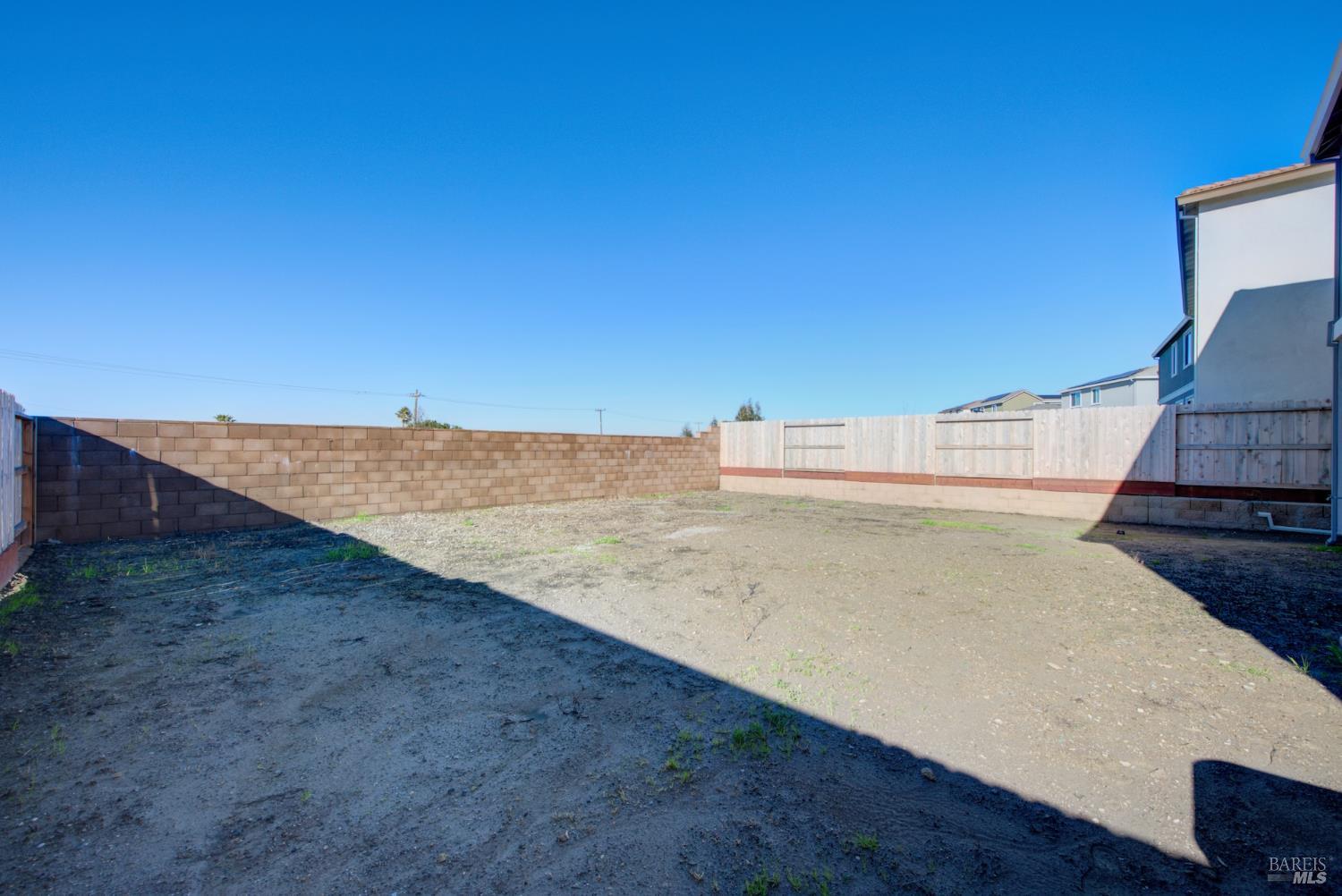 Detail Gallery Image 80 of 89 For 4107 Markovich Ct, San Pablo,  CA 94806 - 4 Beds | 3 Baths