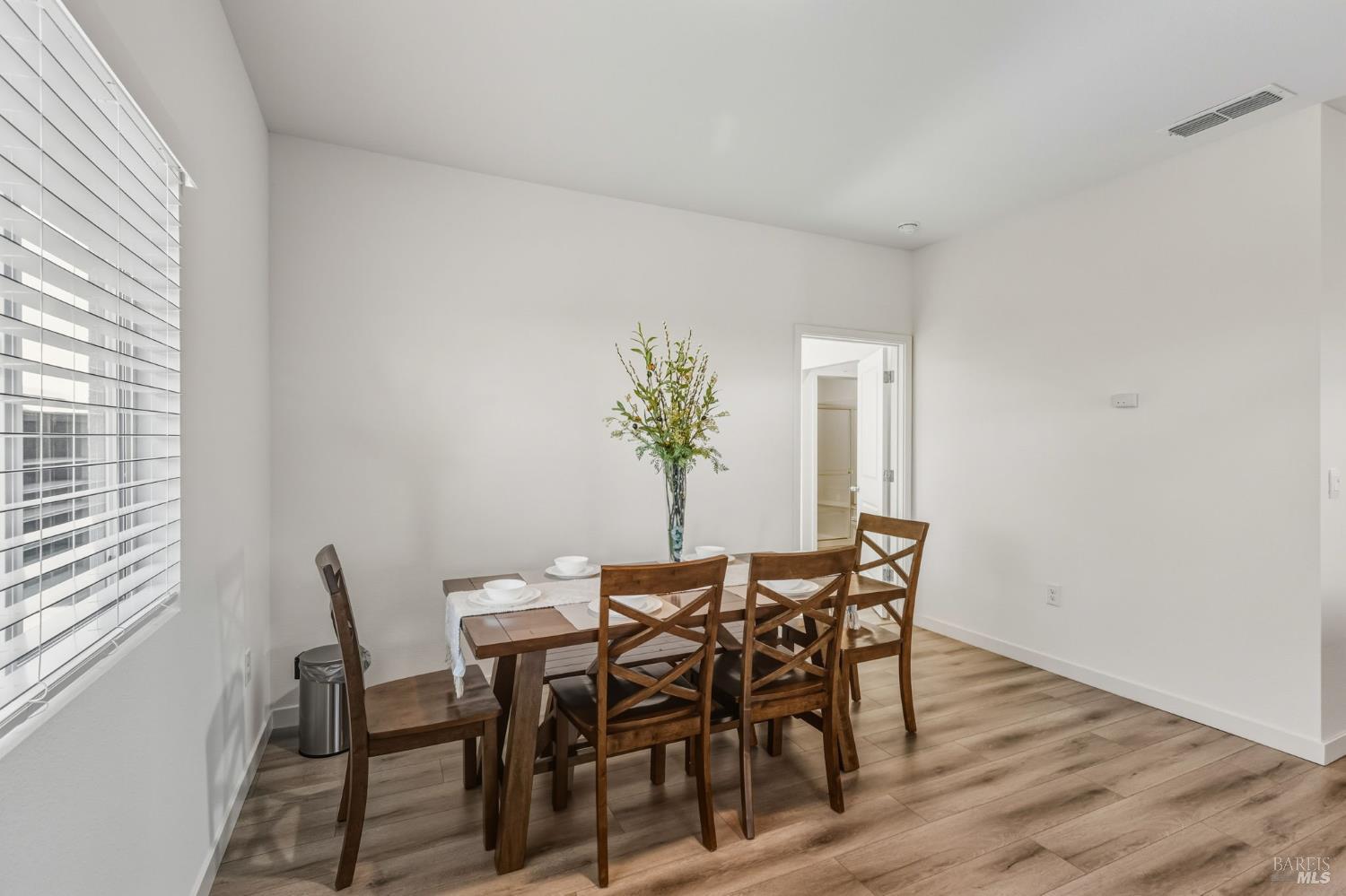 Detail Gallery Image 22 of 52 For 525 Fruit Tree Rd, Dixon,  CA 95620 - 3 Beds | 2 Baths