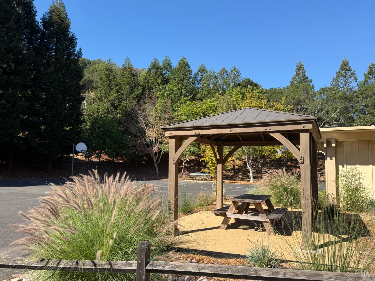 Detail Gallery Image 74 of 78 For 80 Pinto Ln, Novato,  CA 94947 - 4 Beds | 2/1 Baths