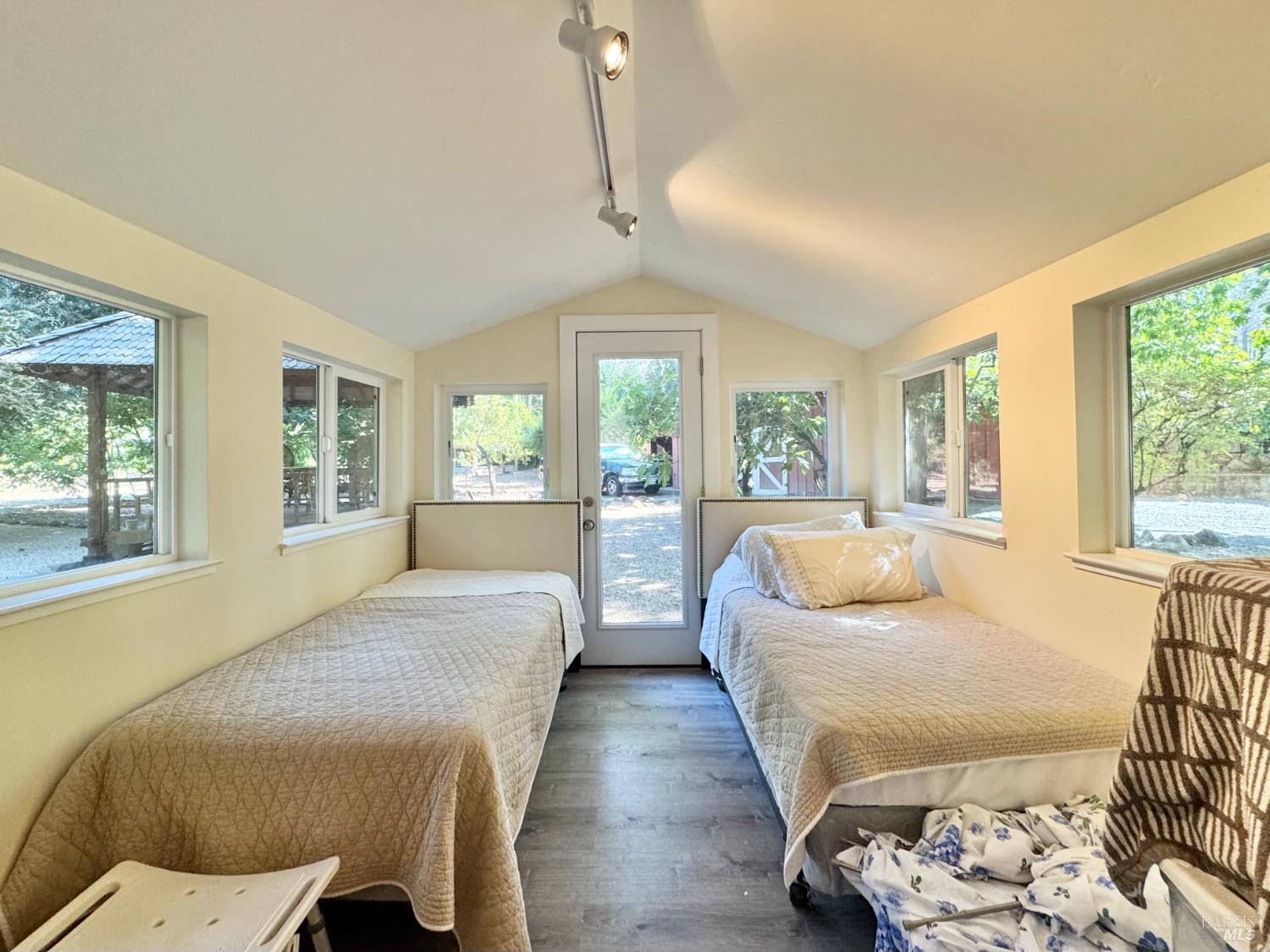 Detail Gallery Image 44 of 72 For 109 Glass Mountain Ln, Saint Helena,  CA 94574 - 3 Beds | 2/1 Baths