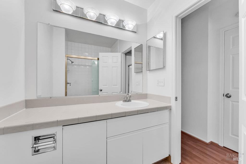 Detail Gallery Image 50 of 58 For 135 Koch Rd, Corte Madera,  CA 94925 - 2 Beds | 2 Baths