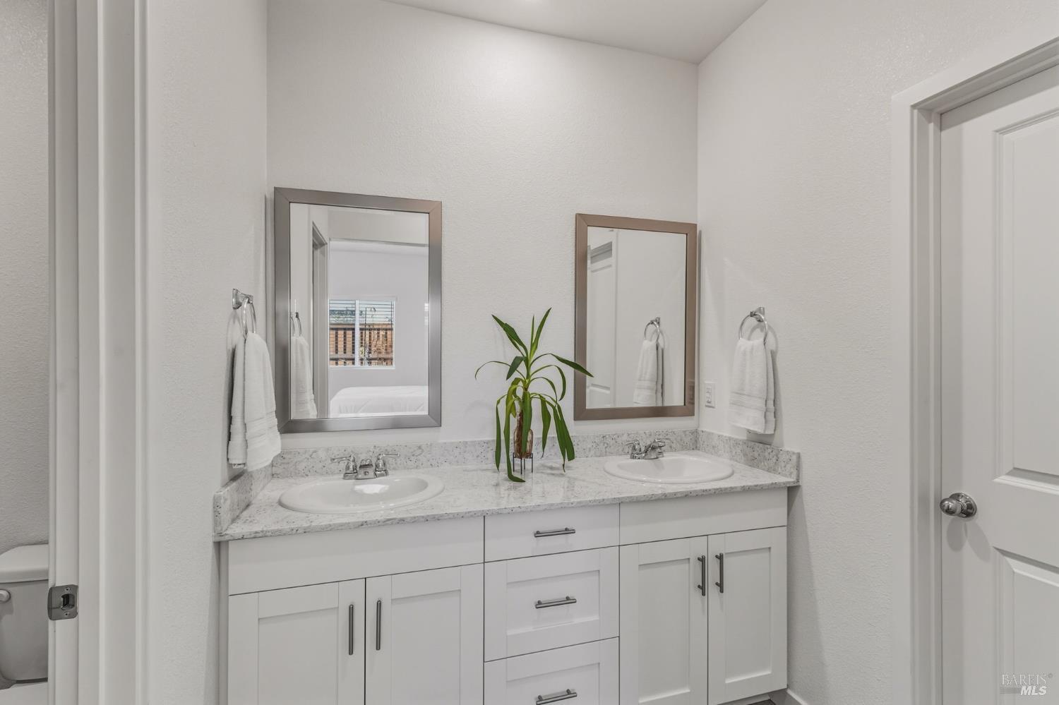 Detail Gallery Image 33 of 52 For 525 Fruit Tree Rd, Dixon,  CA 95620 - 3 Beds | 2 Baths