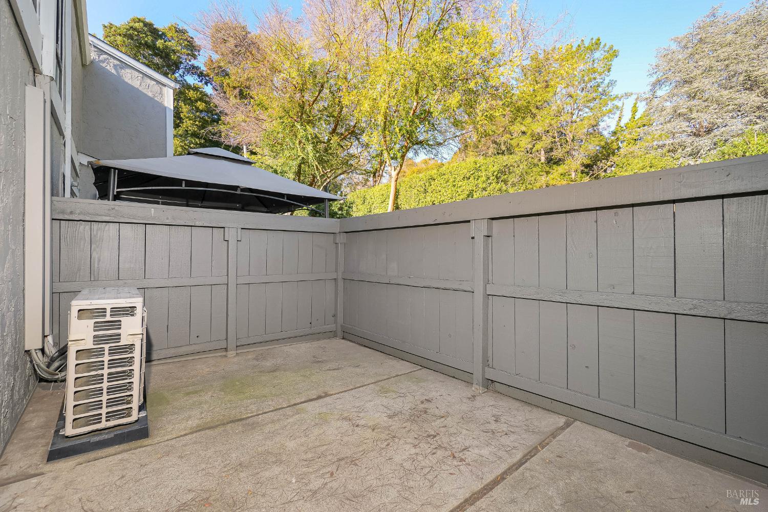 Detail Gallery Image 39 of 50 For 900 Southampton Rd #24,  Benicia,  CA 94510 - 3 Beds | 1/1 Baths