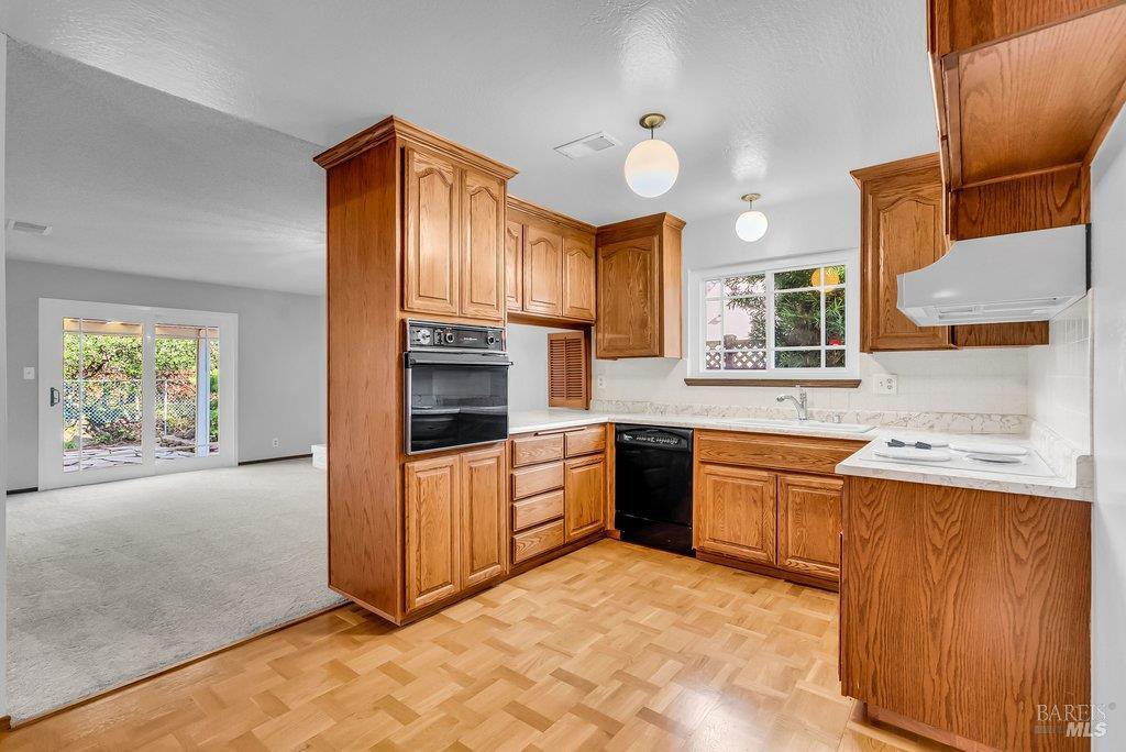 Detail Gallery Image 23 of 54 For 737 Linwood St, Vacaville,  CA 95688 - 3 Beds | 2 Baths