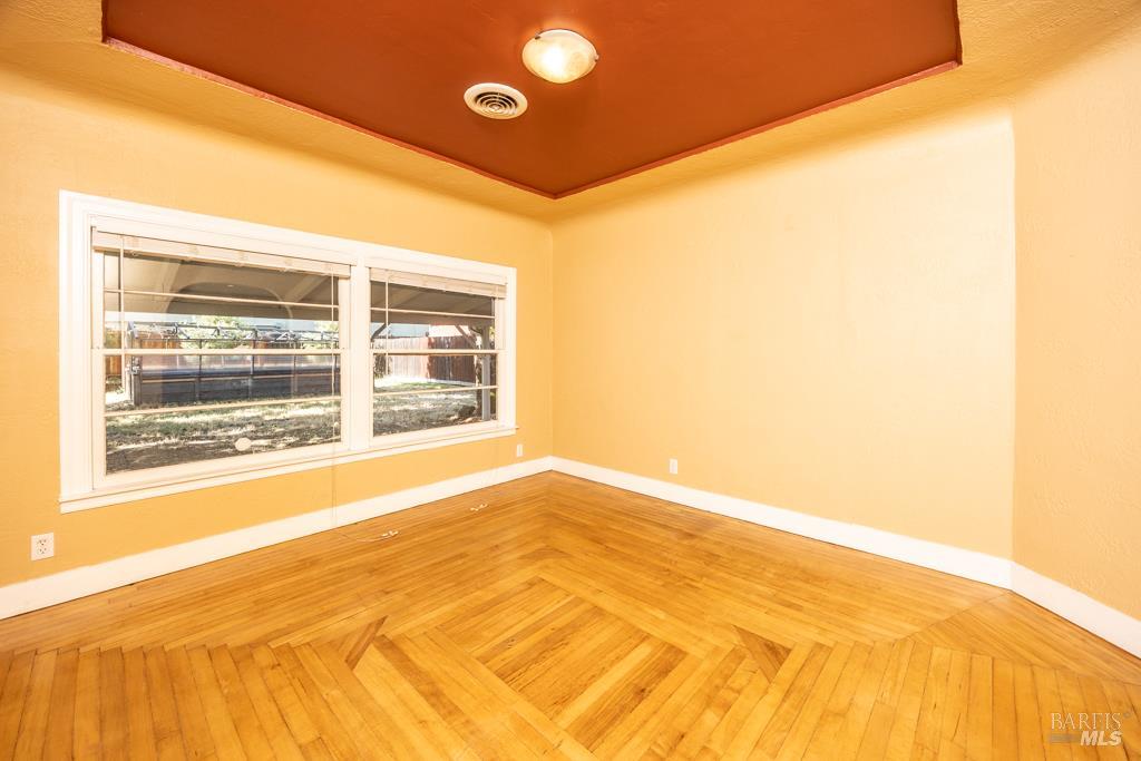 Detail Gallery Image 8 of 26 For 165 Luce Ave, Ukiah,  CA 95482 - 2 Beds | 1 Baths