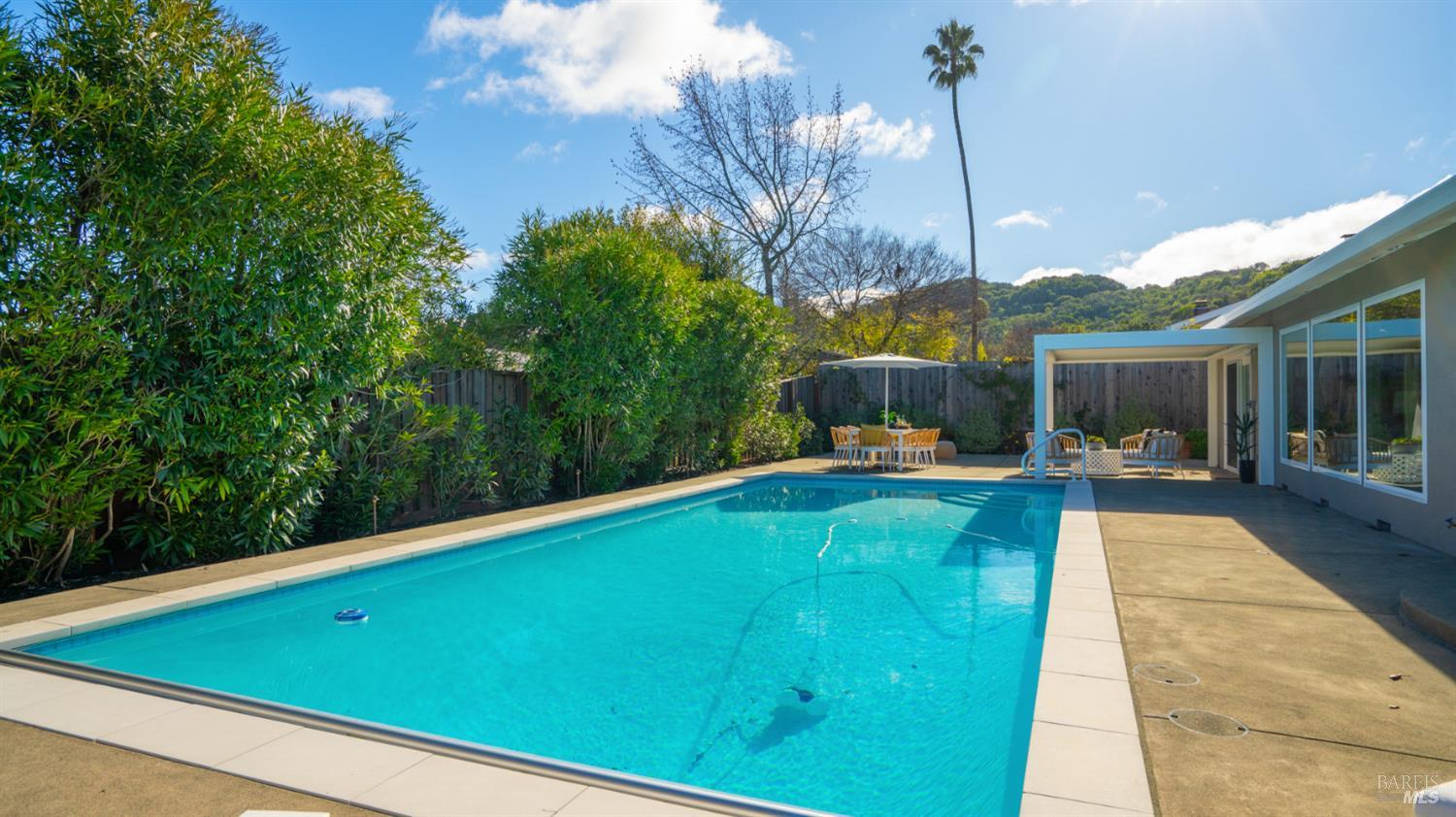 Detail Gallery Image 47 of 47 For 739 Tamarack Dr, San Rafael,  CA 94903 - 3 Beds | 2 Baths