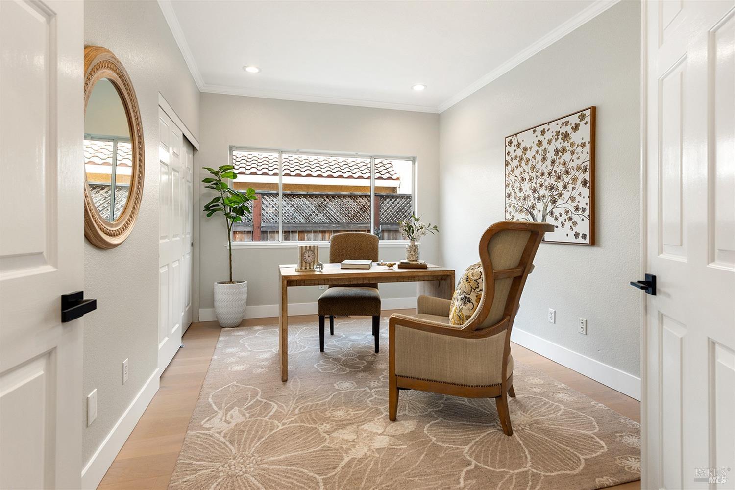 Detail Gallery Image 17 of 44 For 5426 Spring Lake Ct, Santa Rosa,  CA 95409 - 5 Beds | 3 Baths