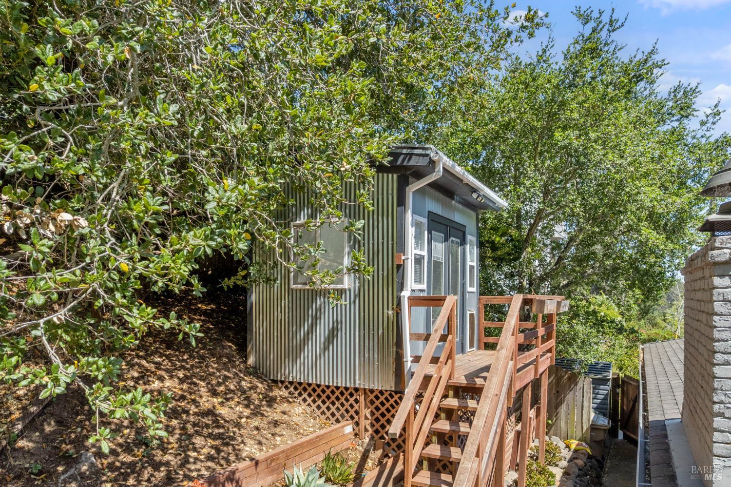 Detail Gallery Image 34 of 37 For 71 Convent Ct, San Rafael,  CA 94901 - 3 Beds | 2 Baths