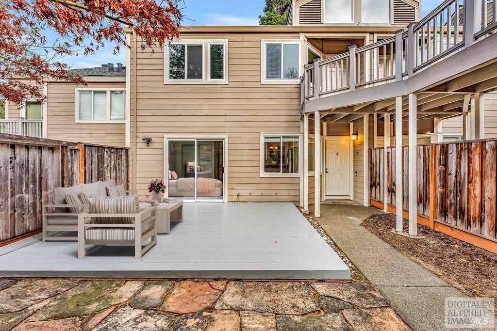 Detail Gallery Image 3 of 58 For 135 Koch Rd, Corte Madera,  CA 94925 - 2 Beds | 2 Baths