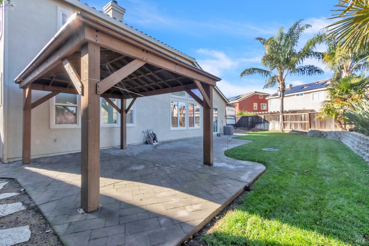 Detail Gallery Image 5 of 45 For 1120 Bello Dr, Dixon,  CA 95620 - 4 Beds | 2/1 Baths