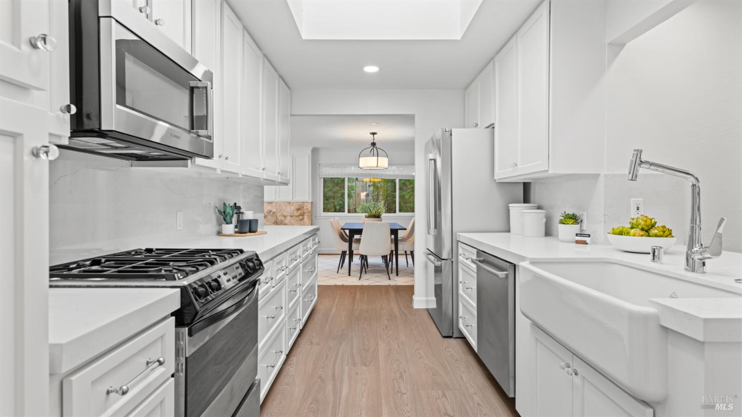 Detail Gallery Image 20 of 47 For 739 Tamarack Dr, San Rafael,  CA 94903 - 3 Beds | 2 Baths