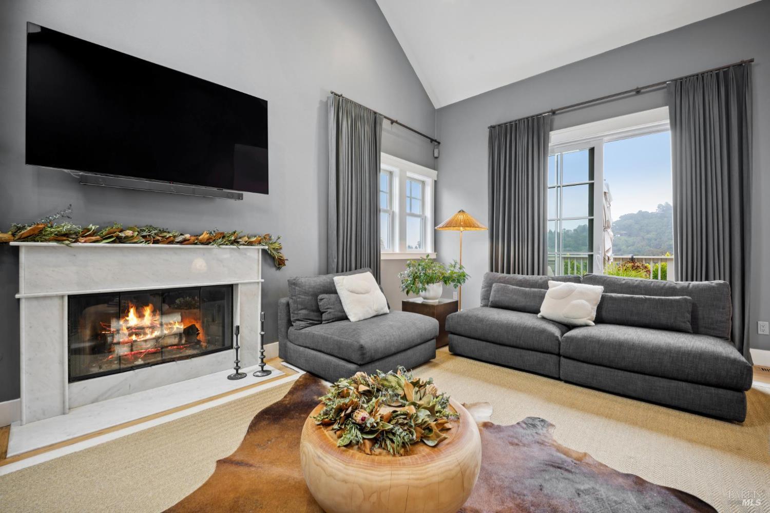 Detail Gallery Image 22 of 53 For 39 Baywood Ter, San Rafael,  CA 94901 - 4 Beds | 2/1 Baths