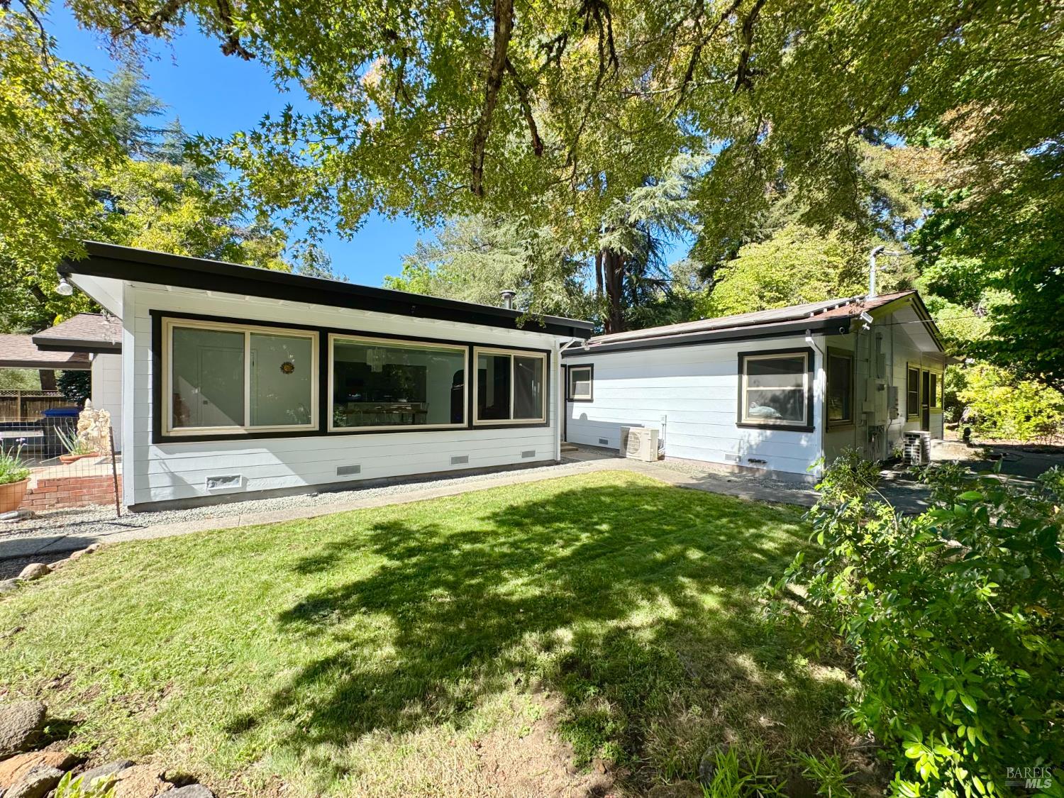 Detail Gallery Image 7 of 72 For 109 Glass Mountain Ln, Saint Helena,  CA 94574 - 3 Beds | 2/1 Baths