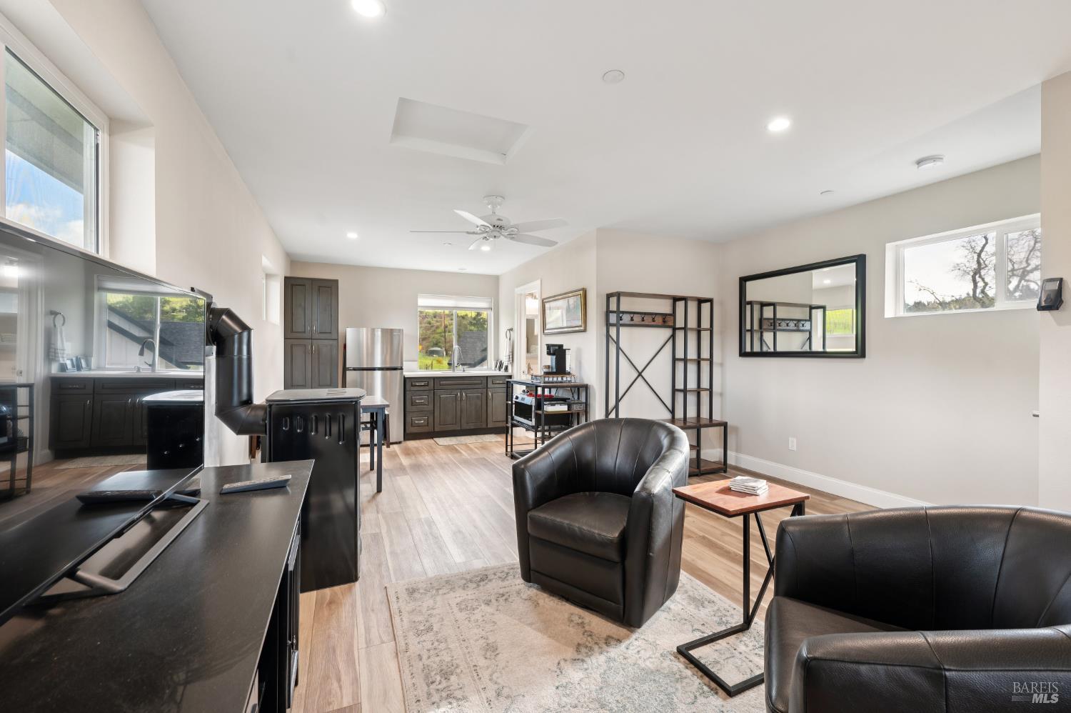 Detail Gallery Image 51 of 71 For 1840 Riebli Rd, Santa Rosa,  CA 95404 - 6 Beds | 5/2 Baths