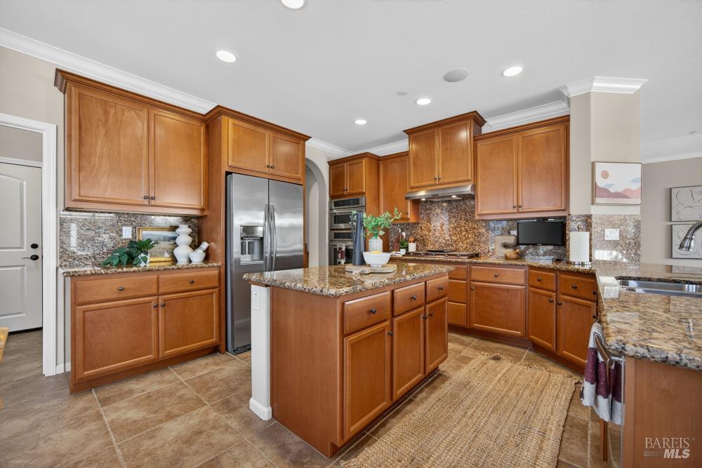 Detail Gallery Image 10 of 35 For 301 Three Rivers Way, Rio Vista,  CA 94571 - 2 Beds | 2/1 Baths