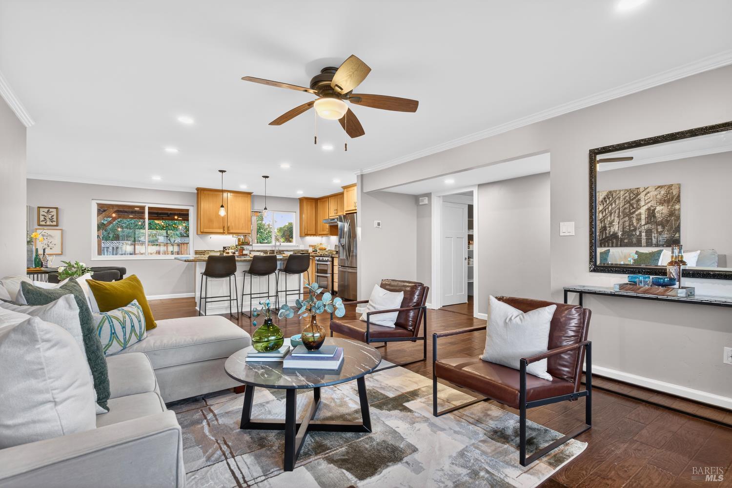 Detail Gallery Image 4 of 66 For 935 Mohr Ln, Concord,  CA 94518 - 3 Beds | 2 Baths