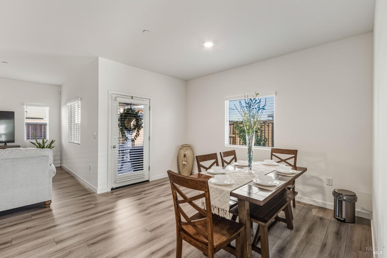 Detail Gallery Image 23 of 52 For 525 Fruit Tree Rd, Dixon,  CA 95620 - 3 Beds | 2 Baths