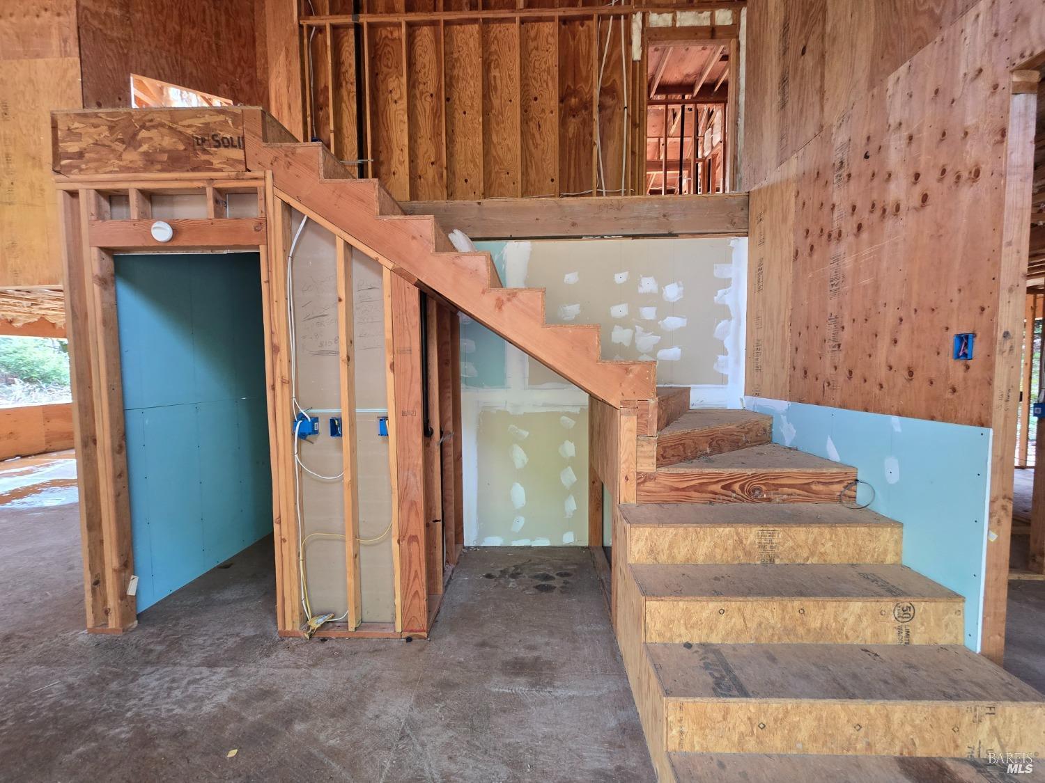 Detail Gallery Image 12 of 34 For 32120 Shimmins Ridge Rd, Willits,  CA 95490 - – Beds | – Baths