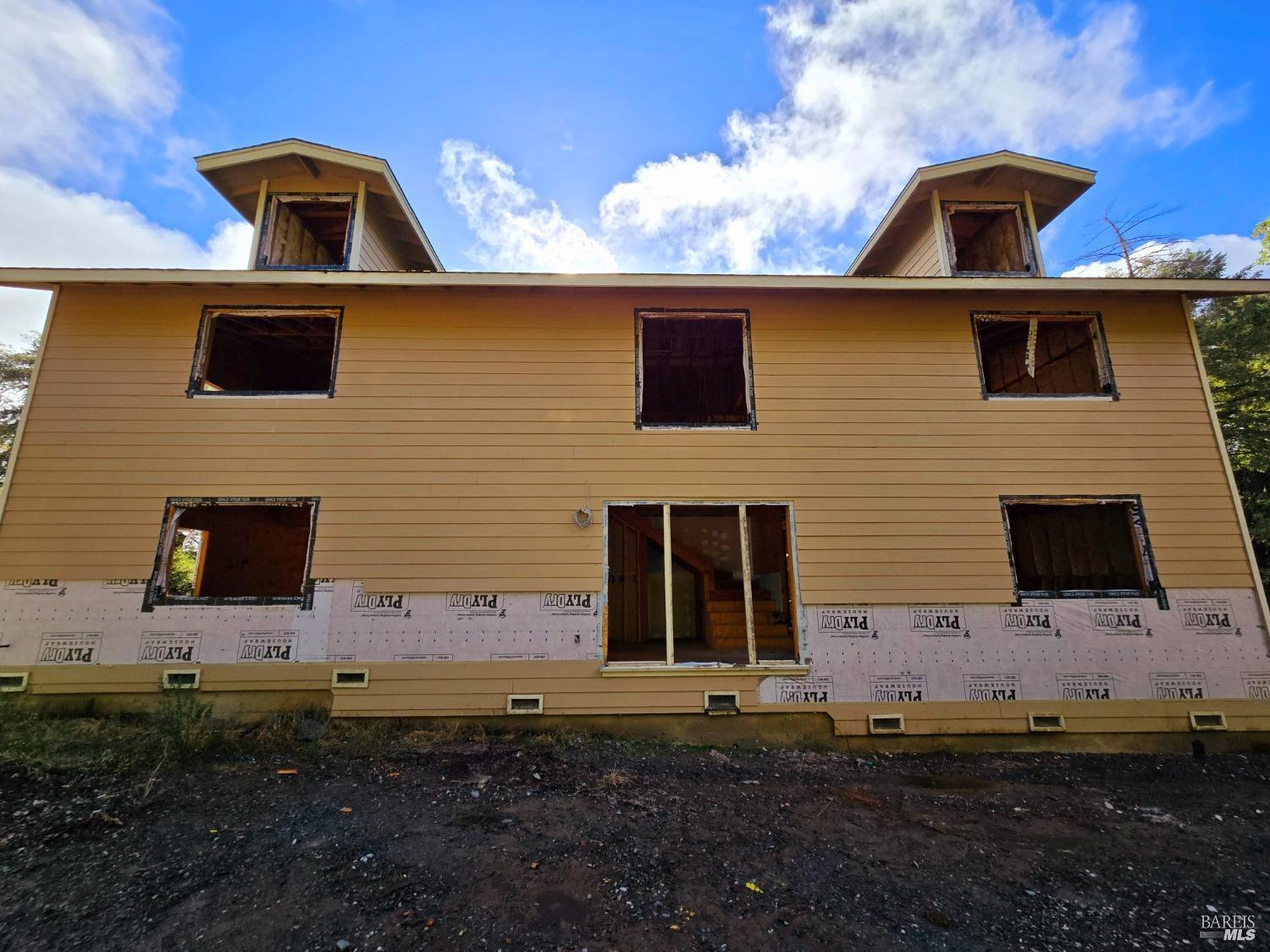 Detail Gallery Image 4 of 34 For 32120 Shimmins Ridge Rd, Willits,  CA 95490 - – Beds | – Baths