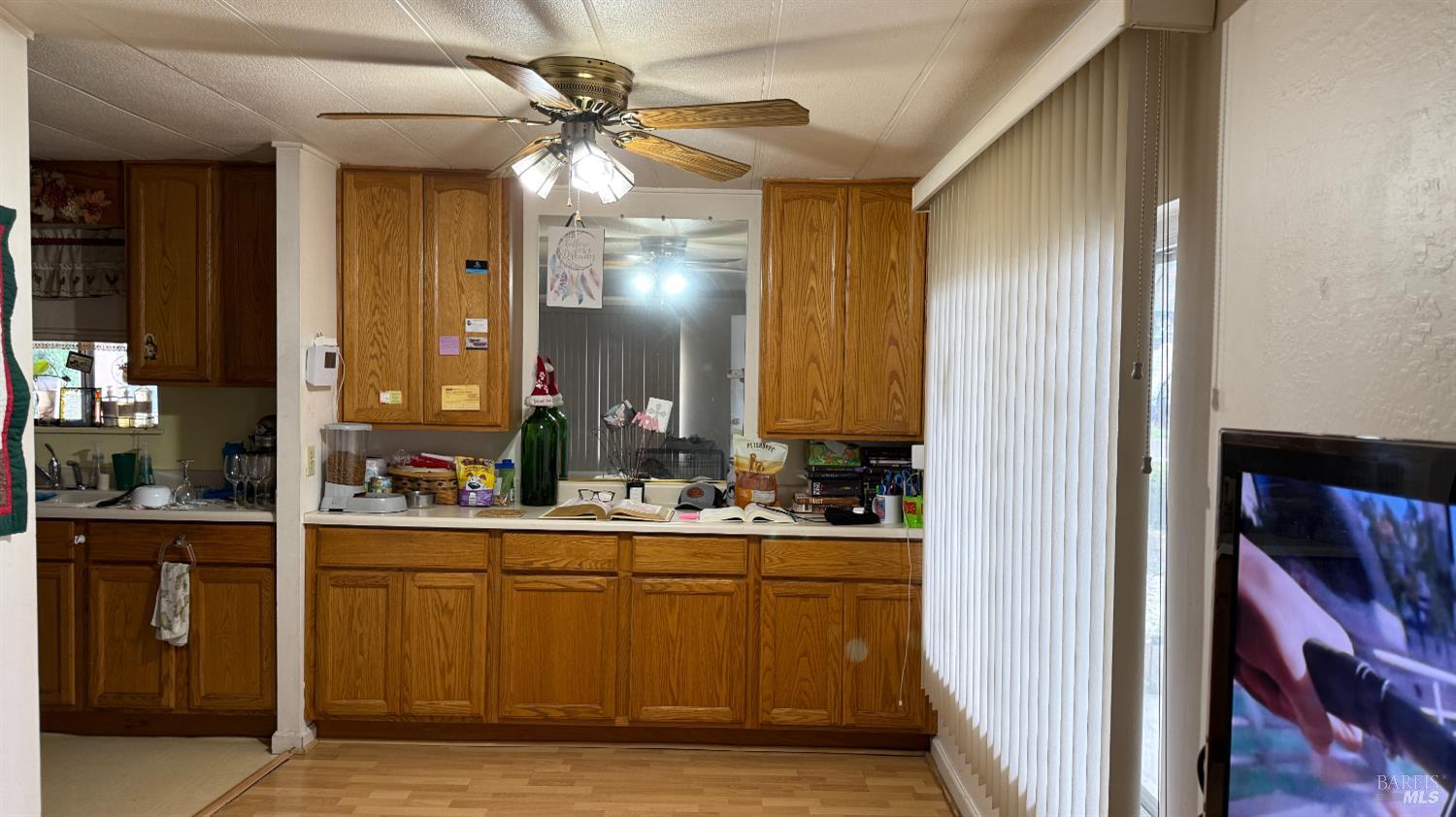 Detail Gallery Image 7 of 10 For 110 San Miguel Rd, Vallejo,  CA 94590 - 3 Beds | 2 Baths